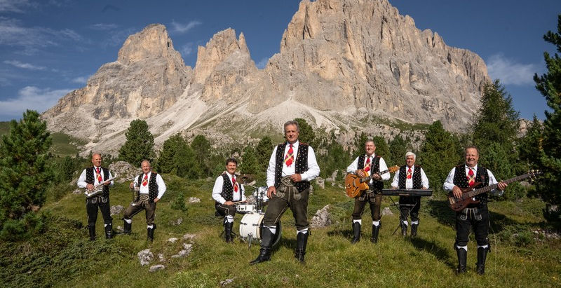 Die Kastelruther Spatzen bringen ihren „DolomitenSchatz“ nach Würzburg