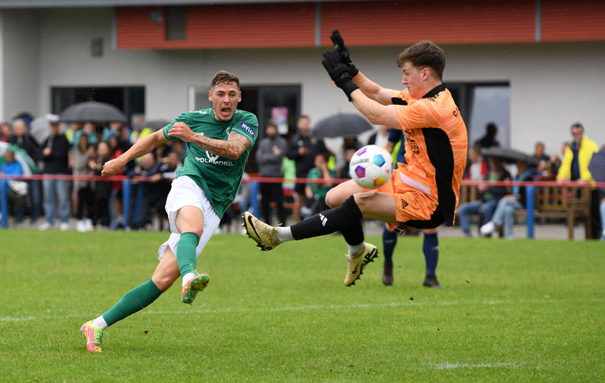 „MAXIMALE ENERGIE“: MARTIN THOMANN KEHRT ZUM 1. FC SCHWEINFURT 05 ZURÜCK