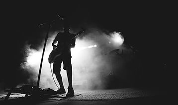 Silueta del cantante de rock