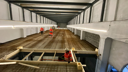 Second layer of rebarring for armoured concrete