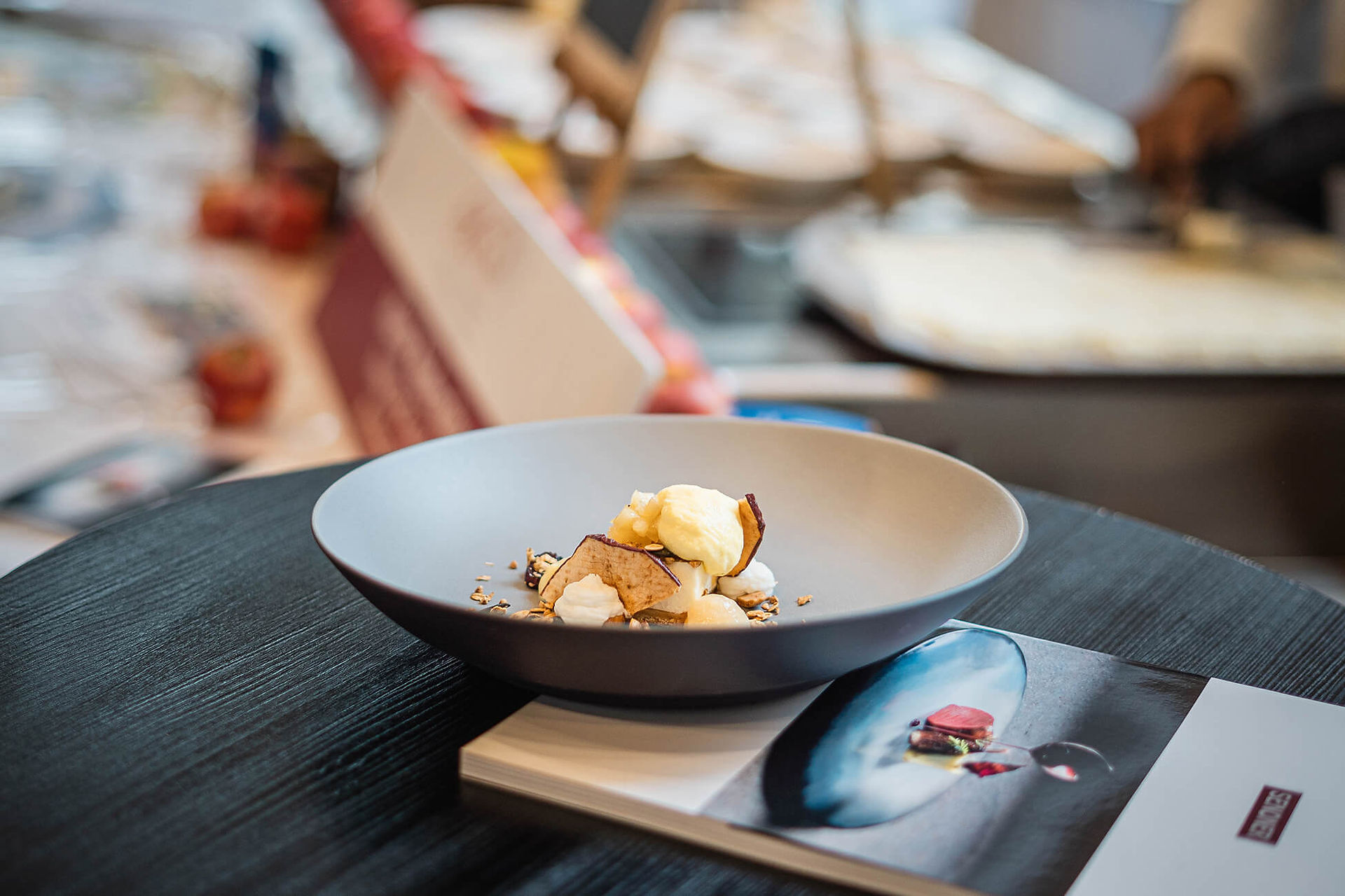 Take part in informative an varied SLOW FOOD workshops and seminars led by international experts.