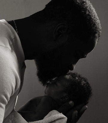 Kissing baby_doula.jpg