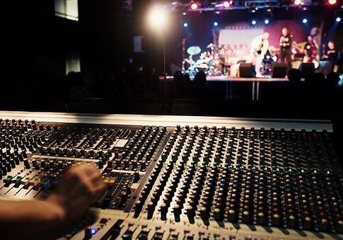 Soundboard board~~POS=HEADCOMP