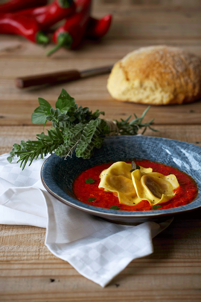 tumblr_m9m7jirn641r31vpho4_1280