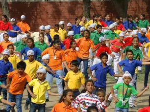 LARGEST FREESTYLE DANCE