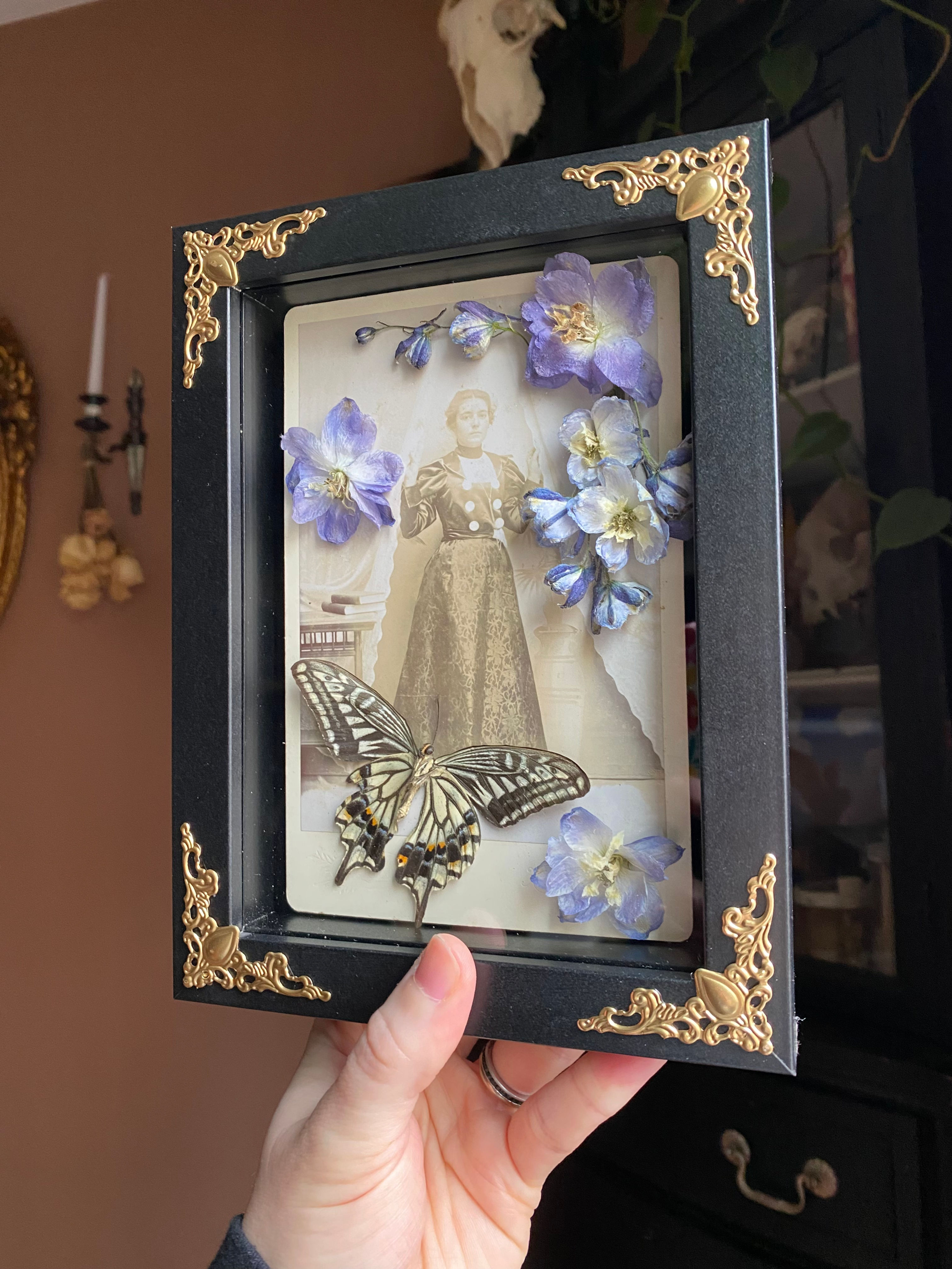 Antique Cabinet Card Frame