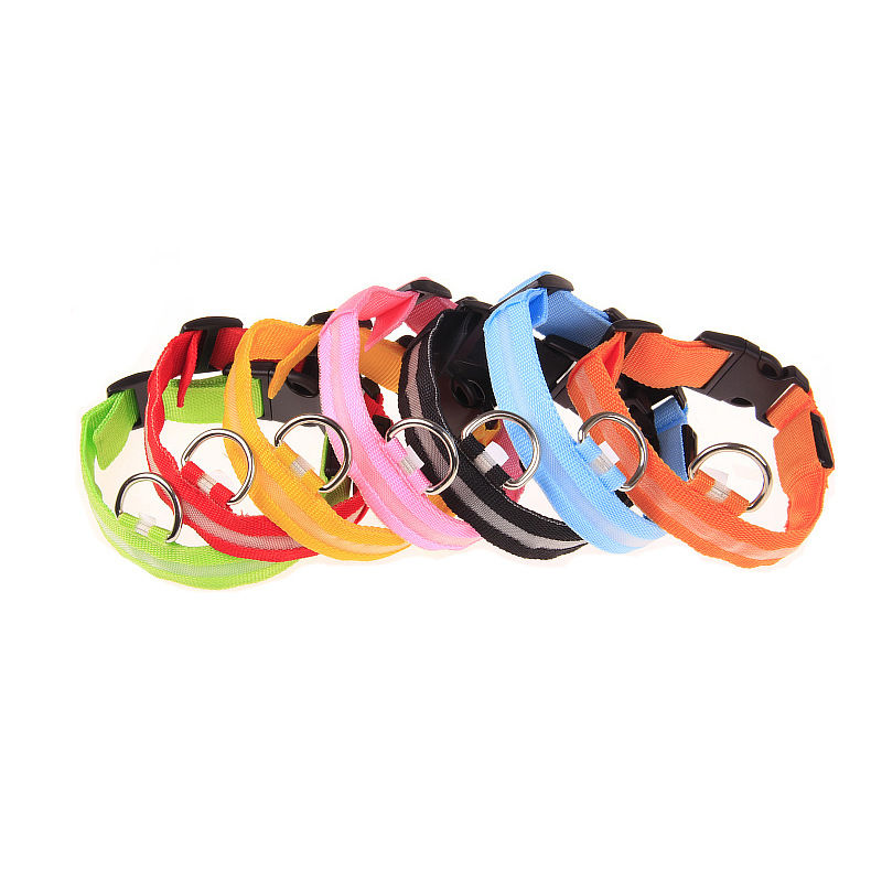 Thumbnail: Nylon LED Night Safety Flashing Glow In The Dark Dog Leash Dogs Luminous Fluores