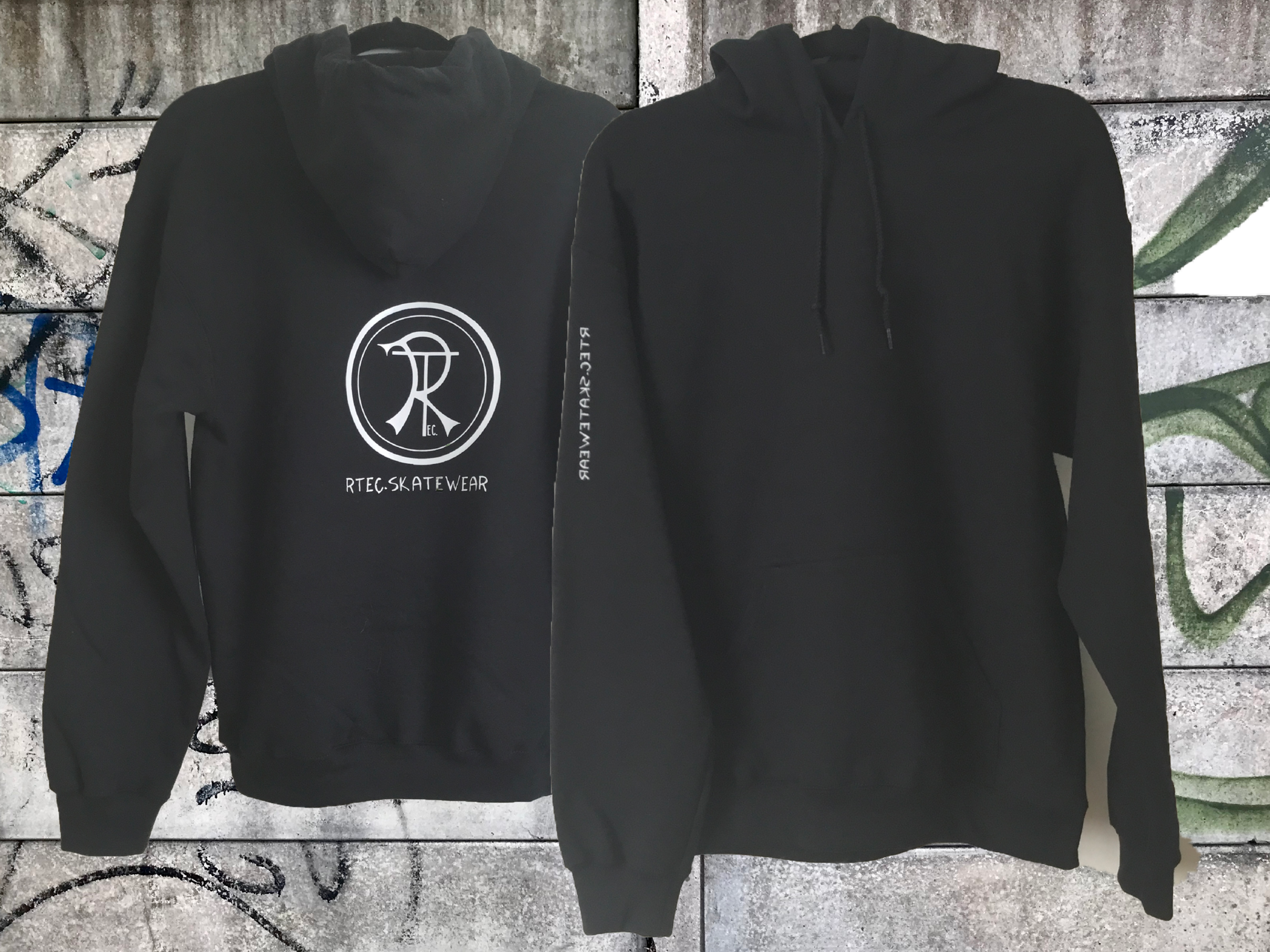Black back logo hoodie