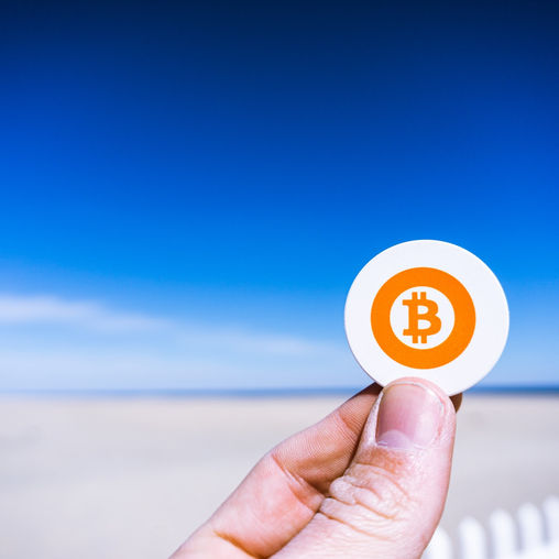 What are Cryptocurrencies and Bitcoin?