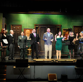 cast of clue on stage