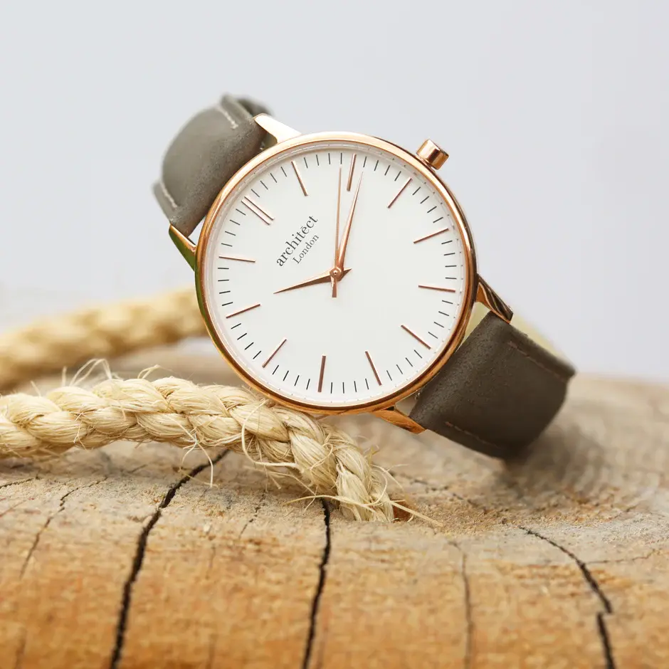 Thumbnail: Ladies Architēct Blanc - Handwriting Engraving + Light Grey Strap