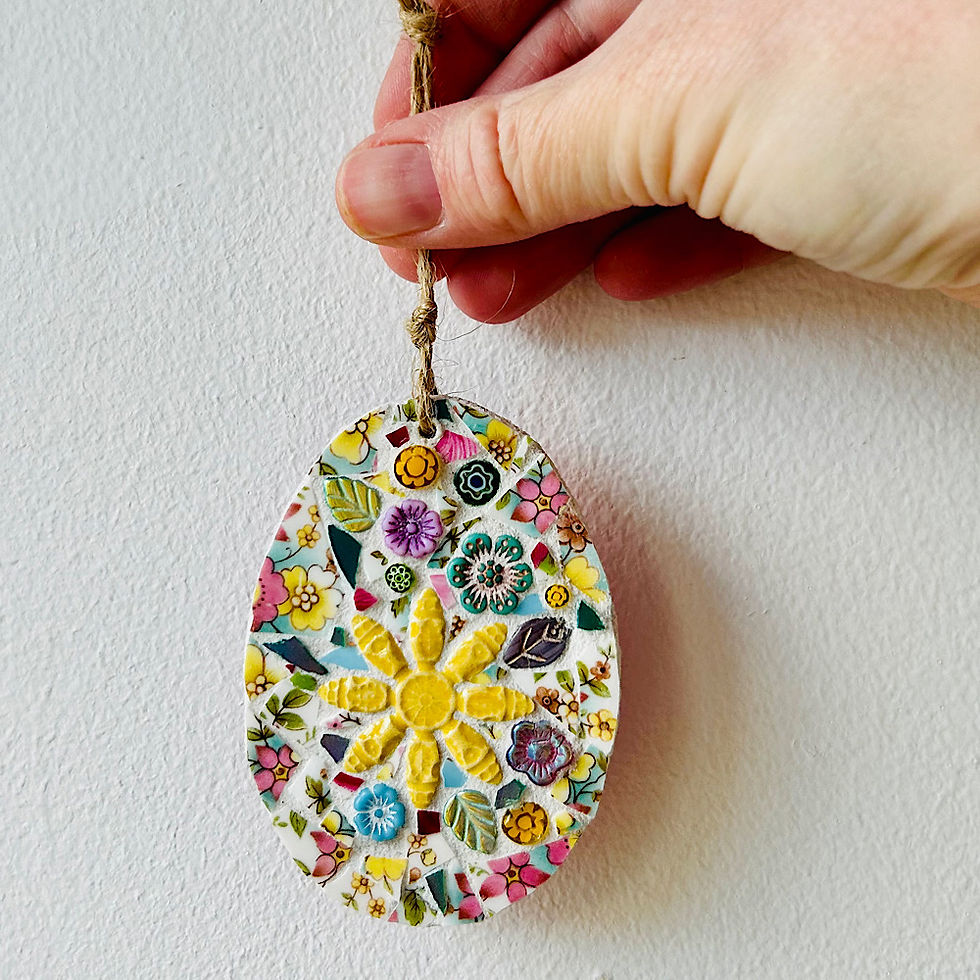 Thumbnail: Indoor Mosaic: Flower Easter Egg