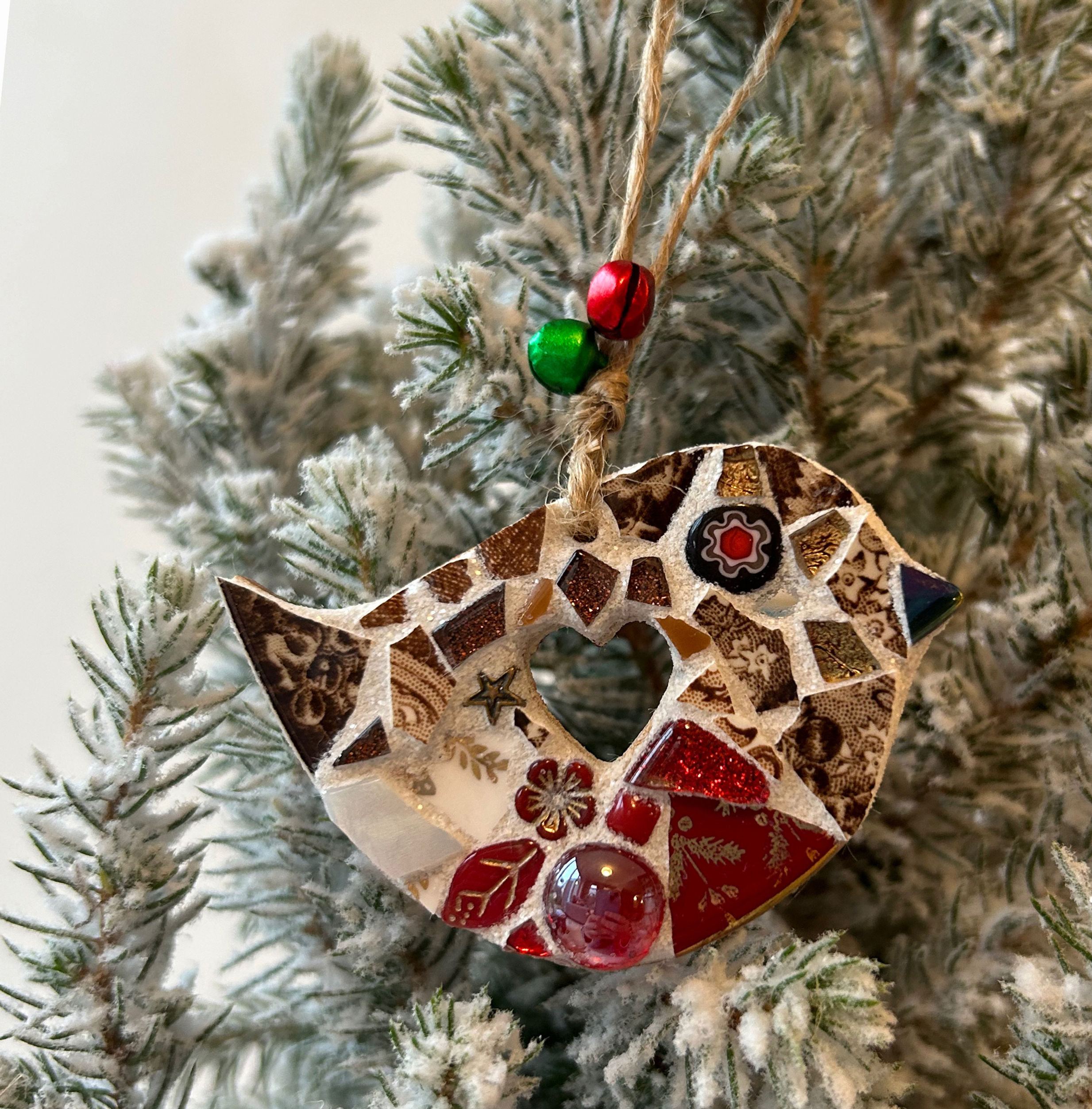 Indoor Mosaic: Mini Heart Robin 