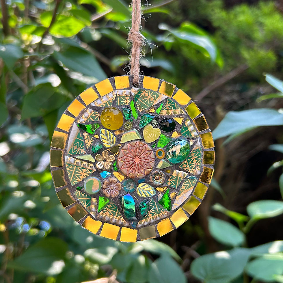 Thumbnail: Outdoor Mosaic: Jewelled Garden 1