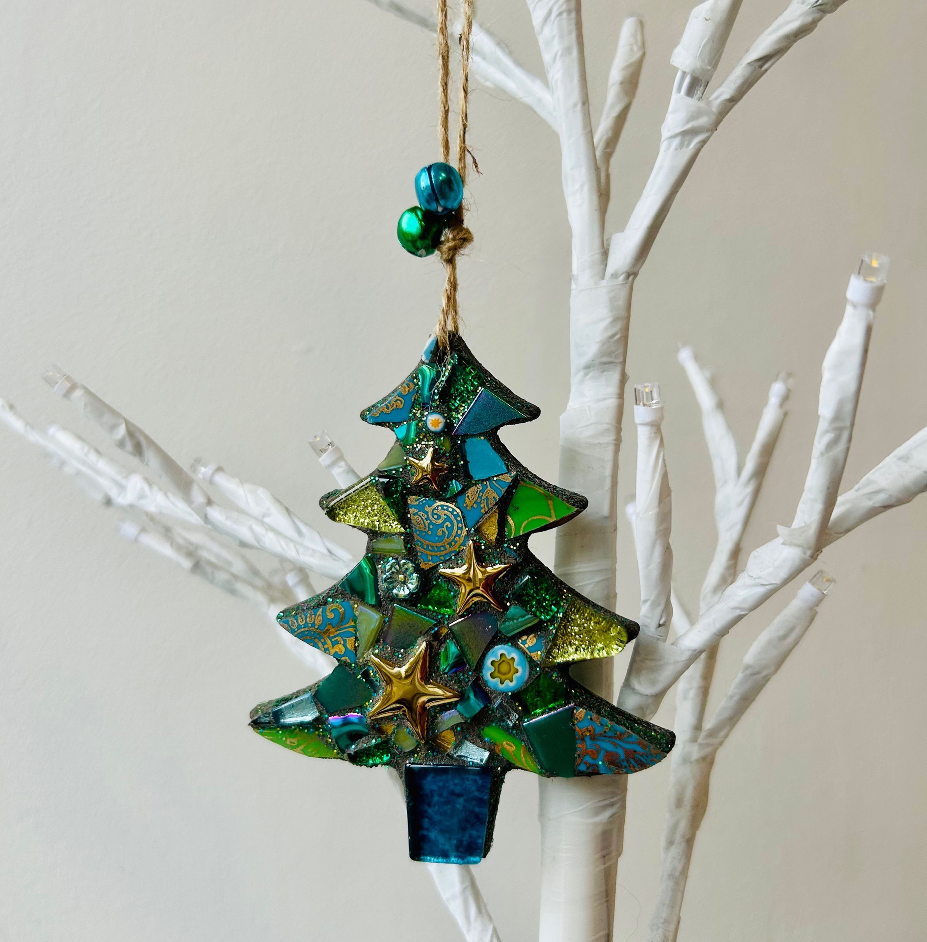 Indoor Mosaic: Vintage China Tree