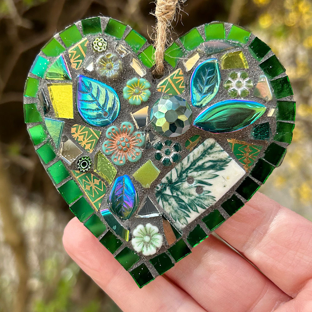 Outdoor Mosaic: Garden Small Green 2