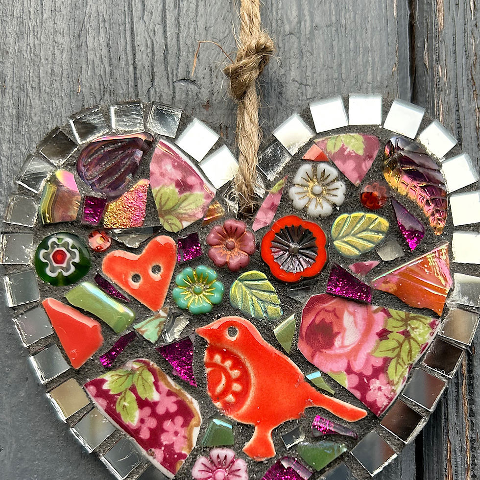Thumbnail: Outdoor Mosaic: Garden Small Love Heart