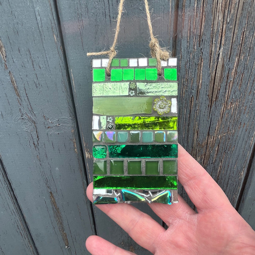Thumbnail: Outdoor Mosaic: Slate colour block hanger - Green