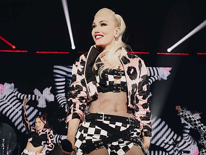 gwen-stefani-01-gty-iwb-211217_163975319