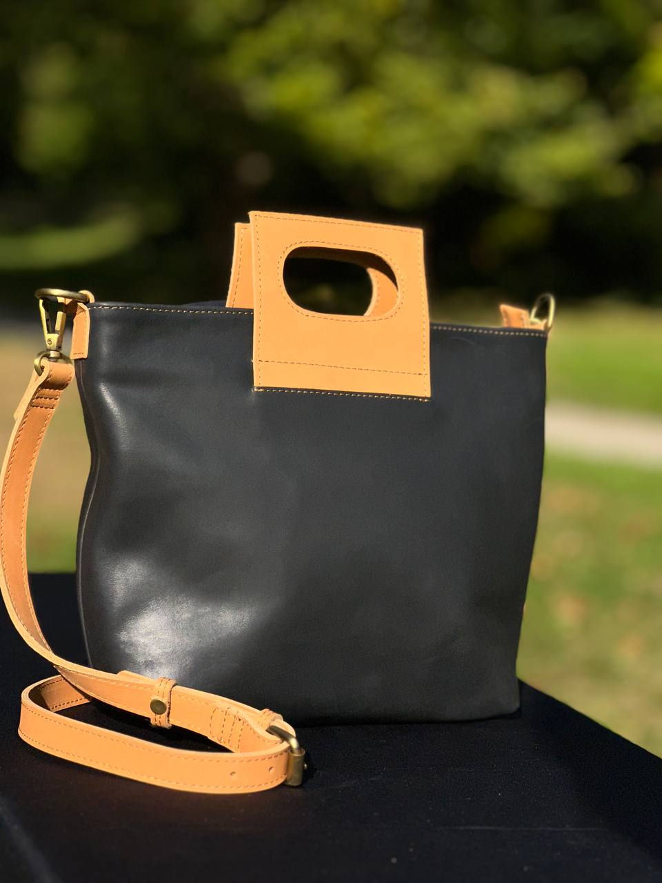Thumbnail: Hana crossbody