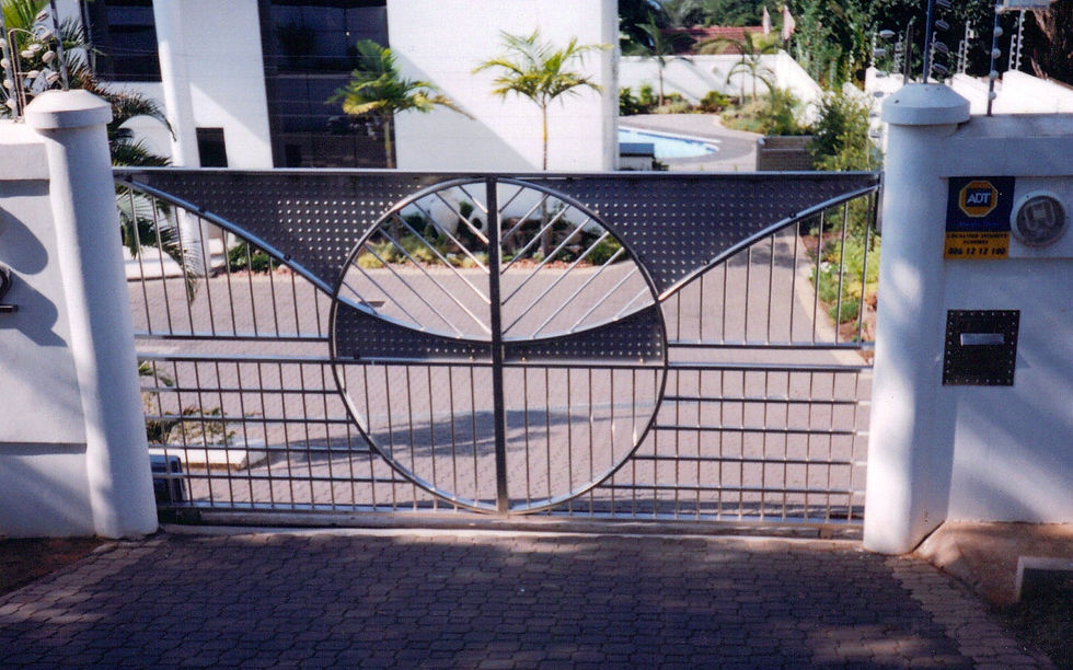 automated_steel_gates_13.jpeg