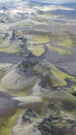 Des cratères à perte de vue