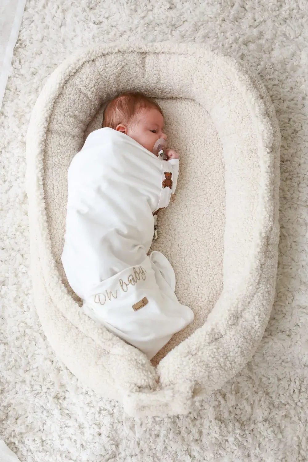 Cosynest - BABYLY -Liste de Céline Henrottin & Martin Petitjean