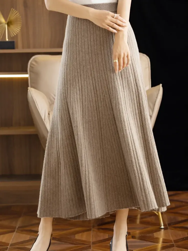 Thumbnail: Winter Wool Skirt Long Pleated Skirt 100% Merino Wool Knitwear Grace Soft
