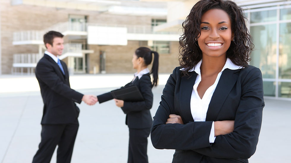 Business%20Woman%20Smiling_edited.jpg