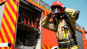 Kraftig brann i industribygg på Raufoss