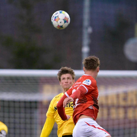 Dommerfeil og forsvarstrøbbel: Raufoss fikk en marerittstart