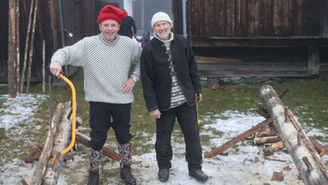 Julekurver, kanefart og korps: Dette er Toten-jul!