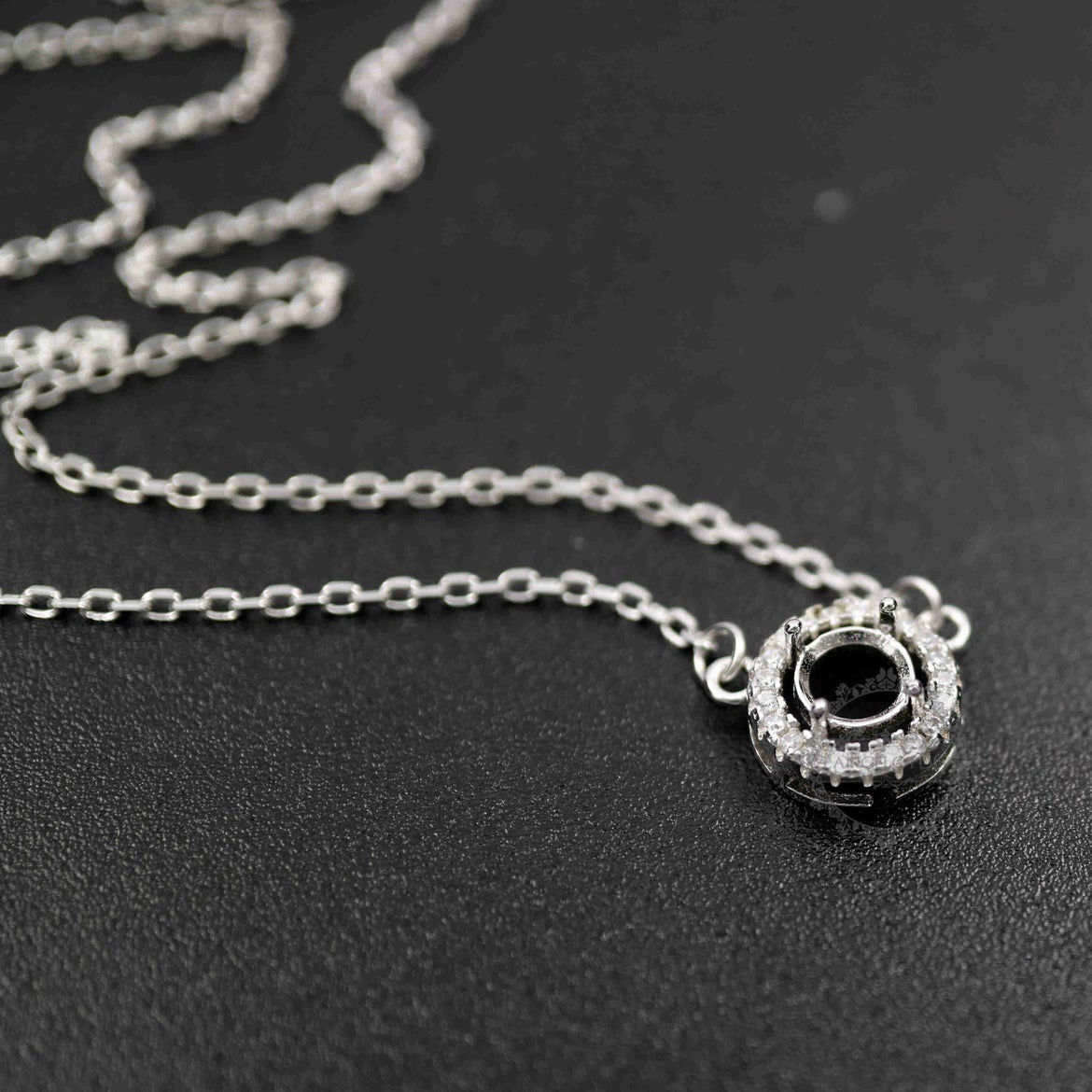 Small round halo Necklace