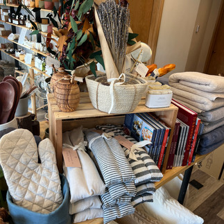 Inside display table