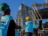 Movers service for events, specialized in assembly and disassembly, from infrastructure, scenography, furniture, food, beverages, sound and light. Movers for Events, Movers RJ, Movers Rio de Janeiro, Movers Service, Movers Events.