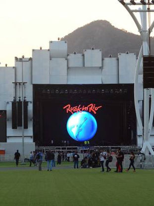 Movers for events, specializing in assembly and disassembly, from infrastructure, scenography, furniture, food, drinks, sound and lighting.
Movers for Events, Movers RJ, Movers Rio de Janeiro, Movers Service, Movers for Events.