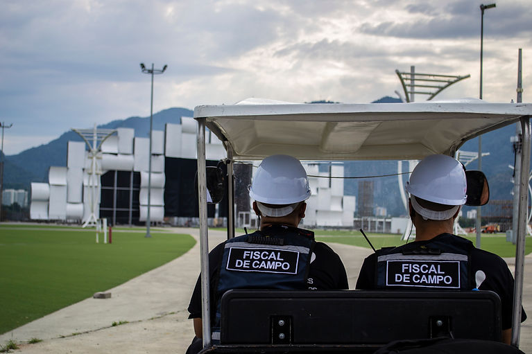 Serviço de Carregadores para eventos, especializada em montagem e desmontagem, desde infraestrutura, cenografia, mobiliário, alimentos, bebidas, som e luz. Carregadores para Eventos, Carregadores RJ, Carregadores Rio de Janeiro, Serviço de Carregadores, Carregadores Eventos.