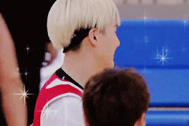 gif Idol Star Athletic Championships BTS Bangtan sports Suga Min Yoongi smiling basketball