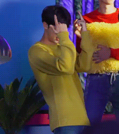 BTS Bangtan Secrets of Satoori Rap gif DNA Jin Seokjin dancing