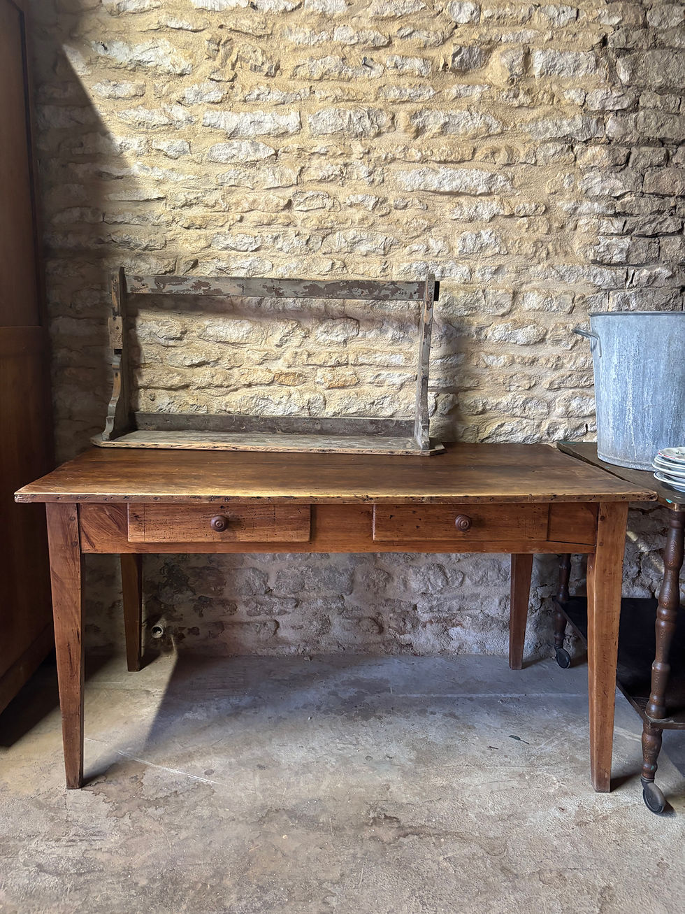 Miniature : Pauline, la table