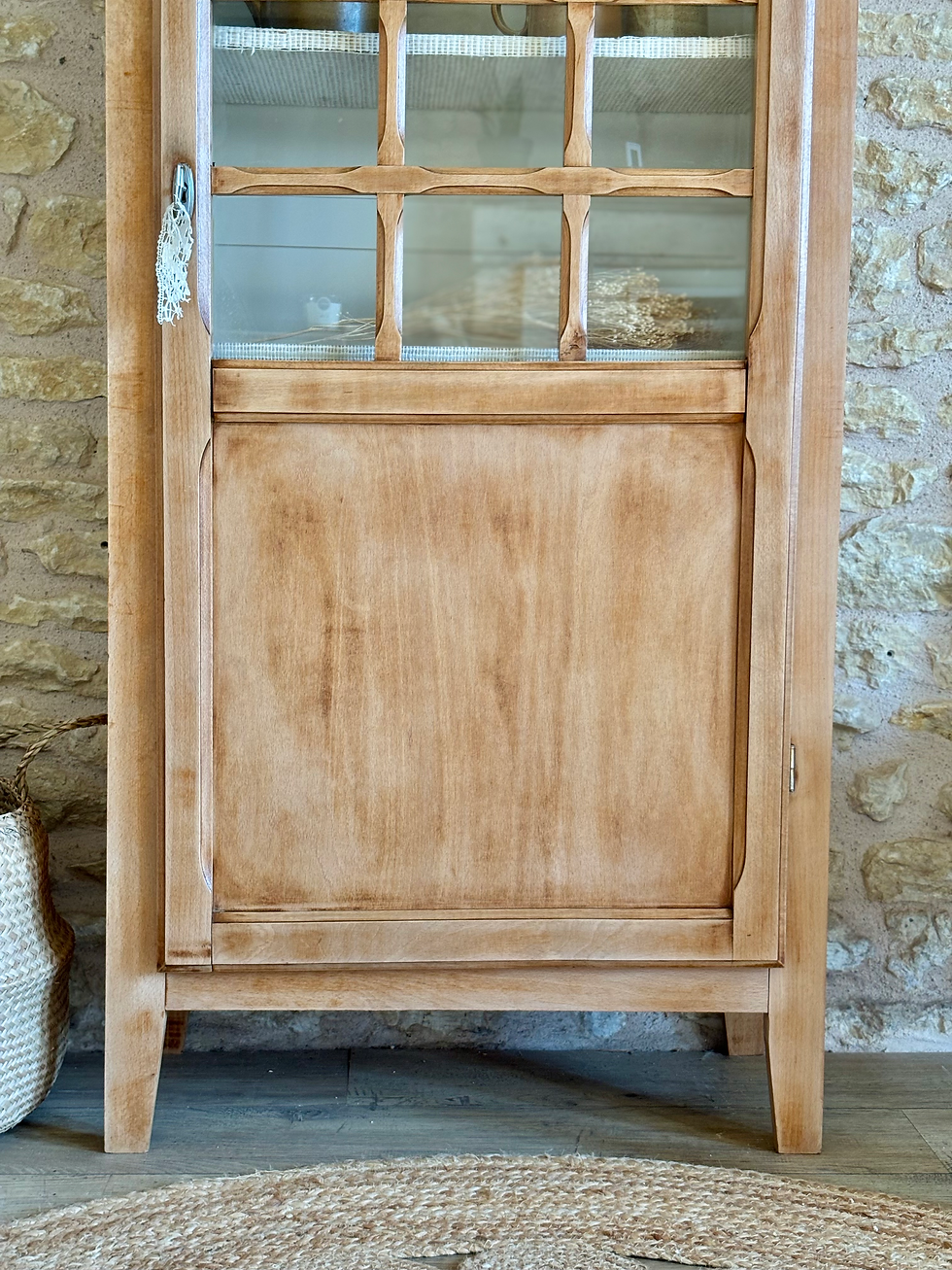 Miniature : Vitrine parisienne Élodie 