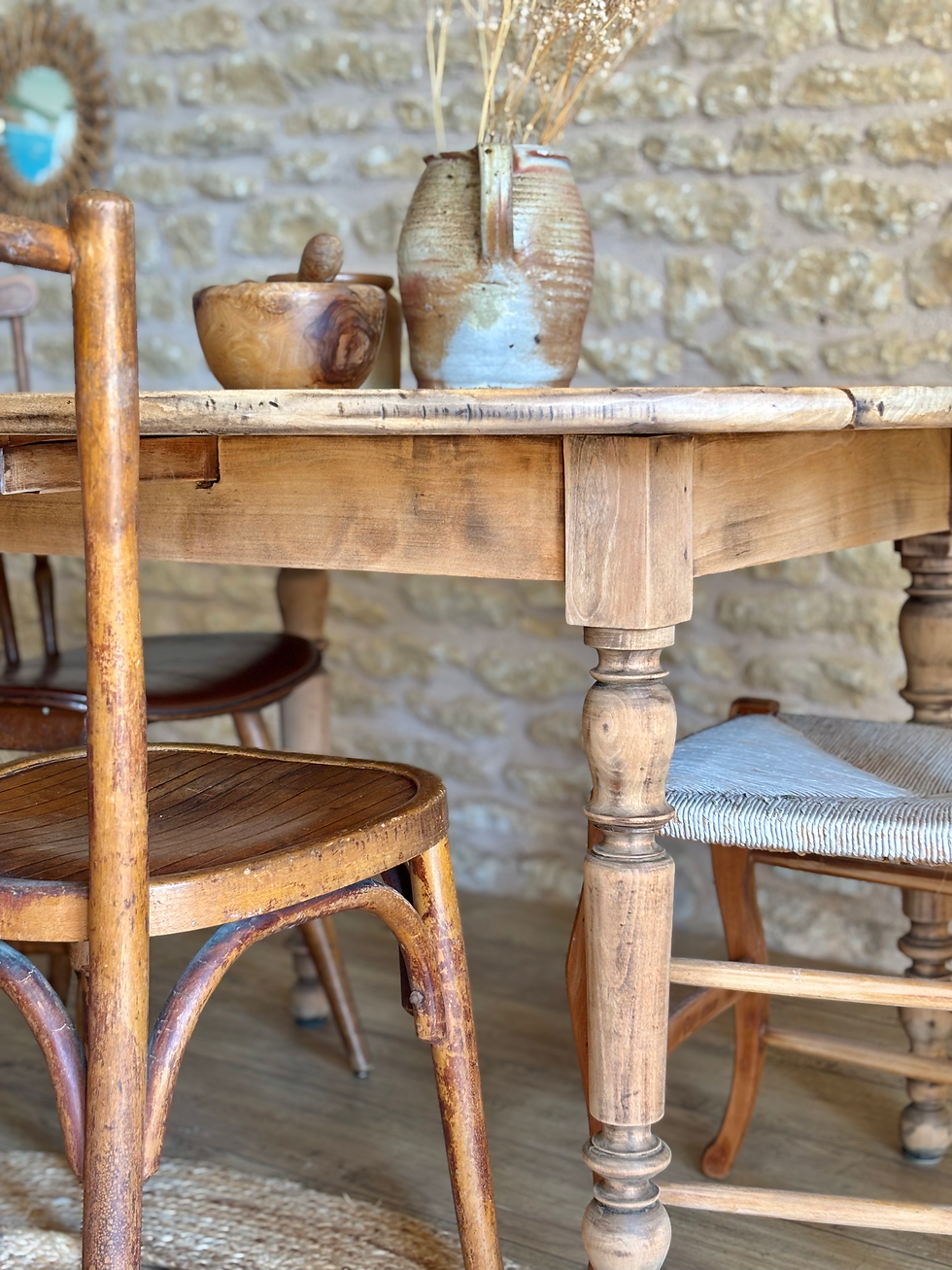 Miniature : Odette, Table en peuplier 