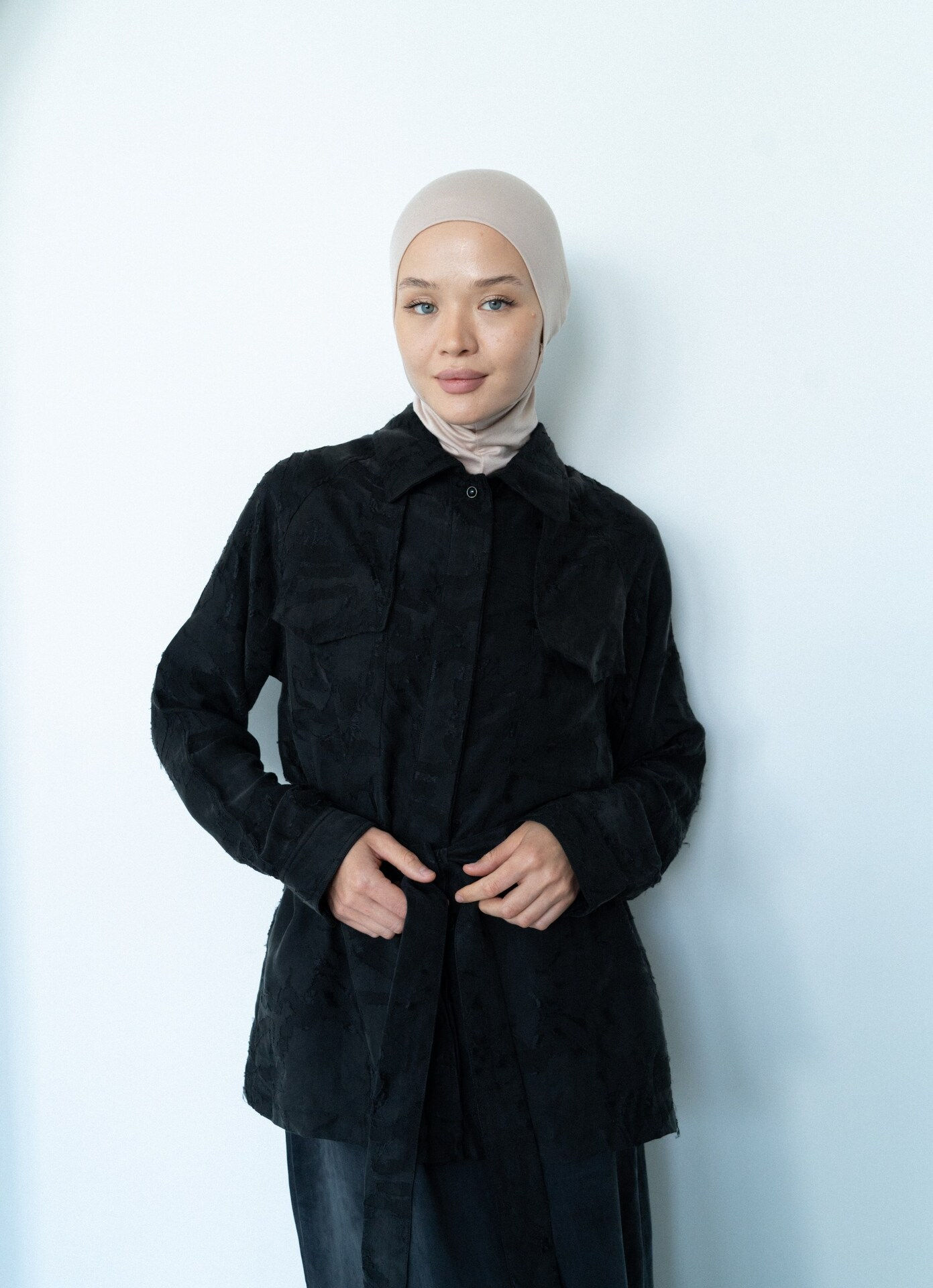 Siyah Jakar Kupra Jutenya Gömlek