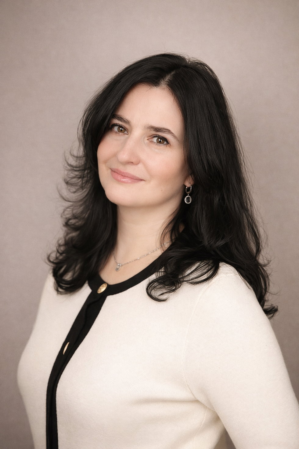 Vera Kavura - Our guest judge for May Get Dusty 2026 - Wildflowers