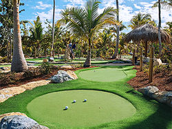 Césped artificial Grasspro Golf Pro en minigolf en la República Dominicana