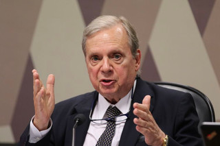 Quinta e última sessão da reforma foi realizada na segunda-feira, dia 16