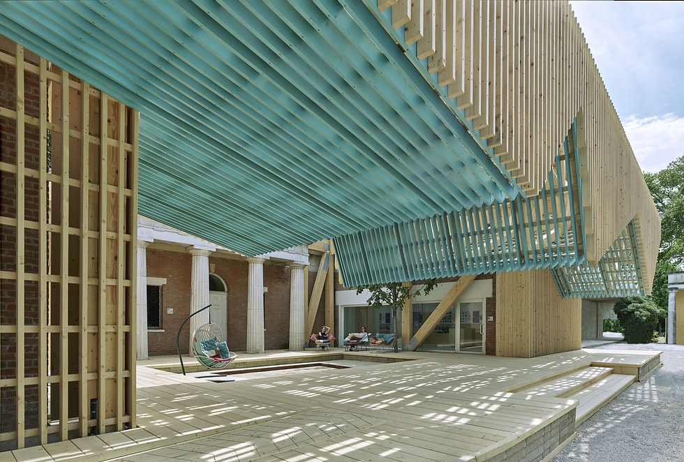 Mái Hiên Tại Venice Biennale: Kiến Trúc Hào Phóng Của U.S. Pavilion