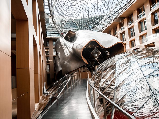 DZ Bank Berlin – Khi Frank Gehry Trò Chuyện Với Sự Nghiêm Nghị Của Lịch Sử