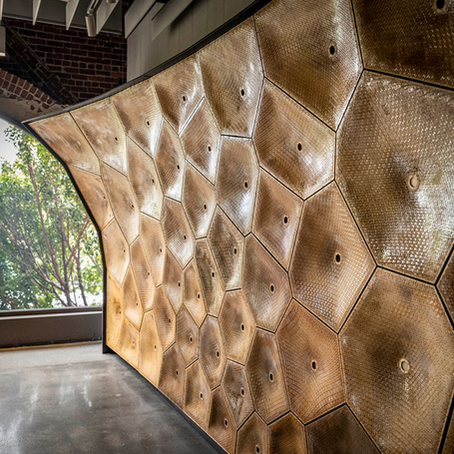 Kerfonic Wall – Hình Học Biết Phát Âm