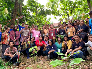 Technical Training for Strengthening Cacao Farmer Institutions in Kapuas Hulu 2025: Building a Sustainable Cacao Foundation from Upstream to Downstream